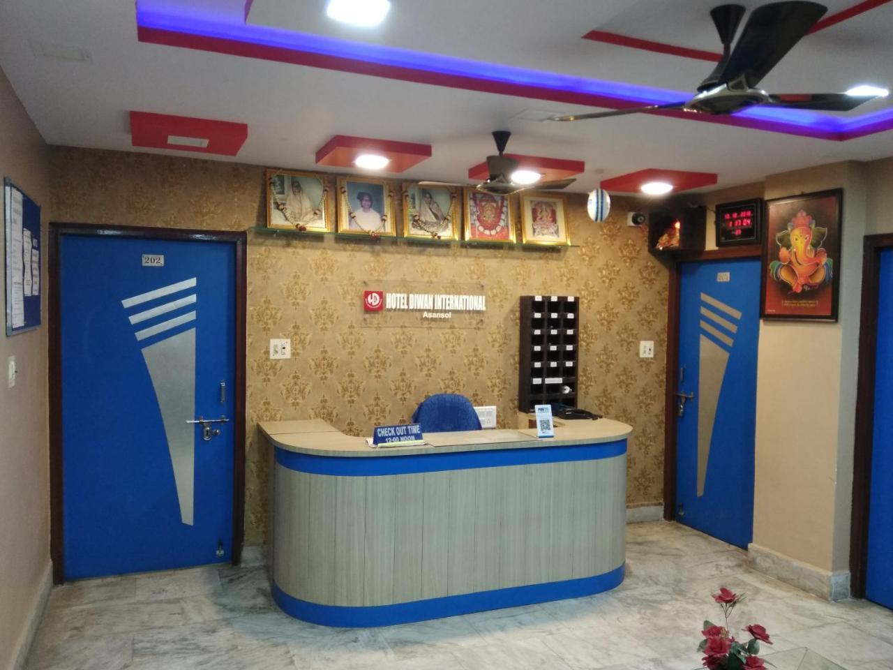 M/S Hotel Diwan International Āsansol Esterno foto